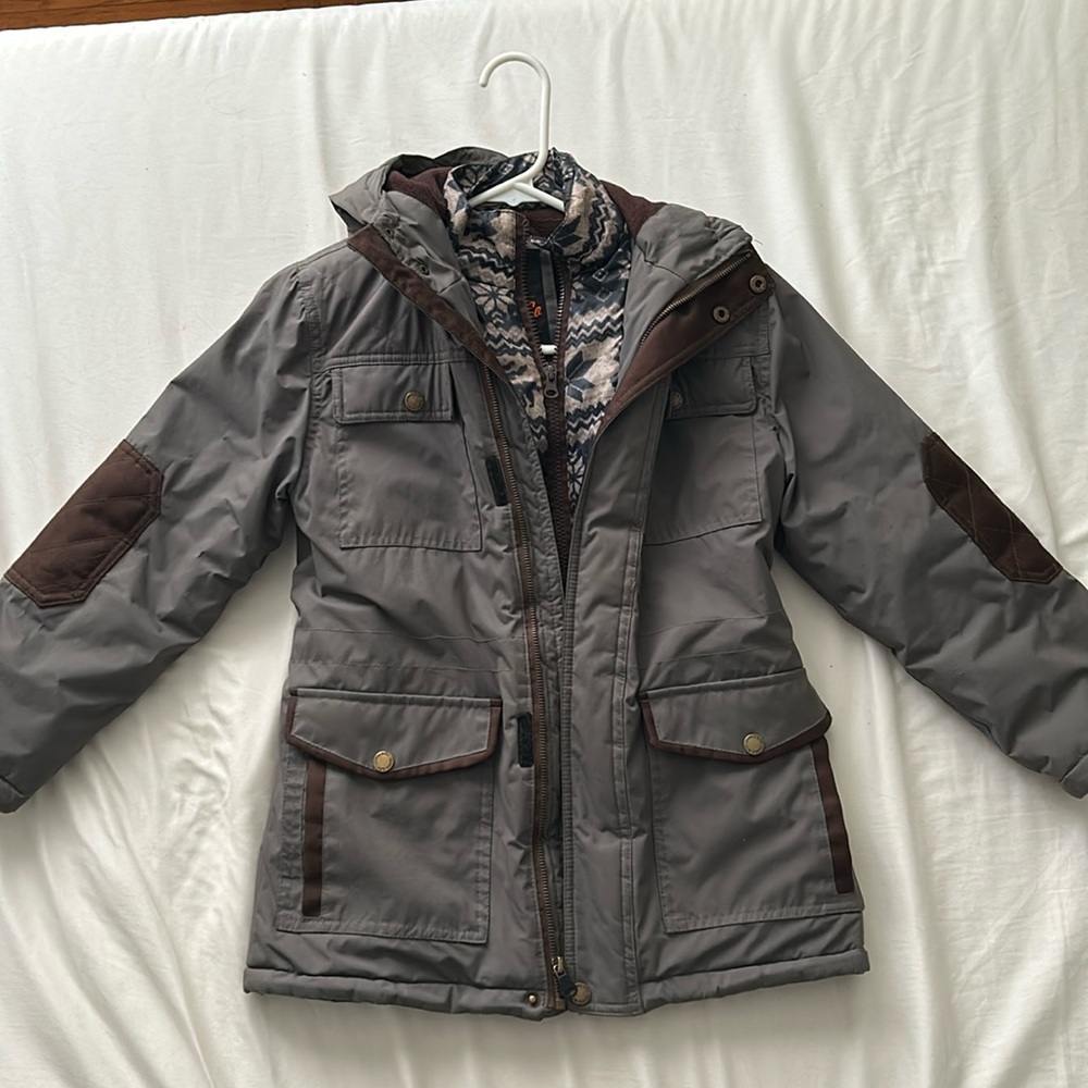 Boys grey winter coat - Size 7